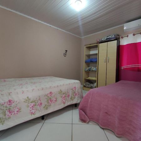 Casa De Fundos Na Praia Da Cal C Ar Торрис Экстерьер фото